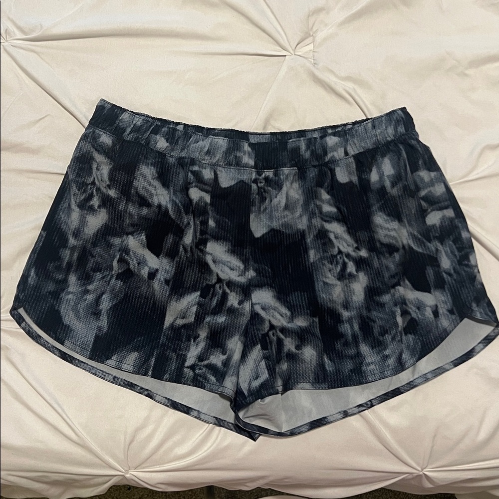 Old Navy StretchTech Run Shorts
